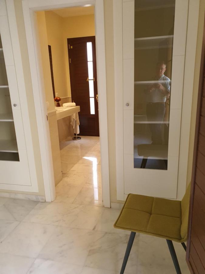 Casa Sevillana Centro Homestay Seville