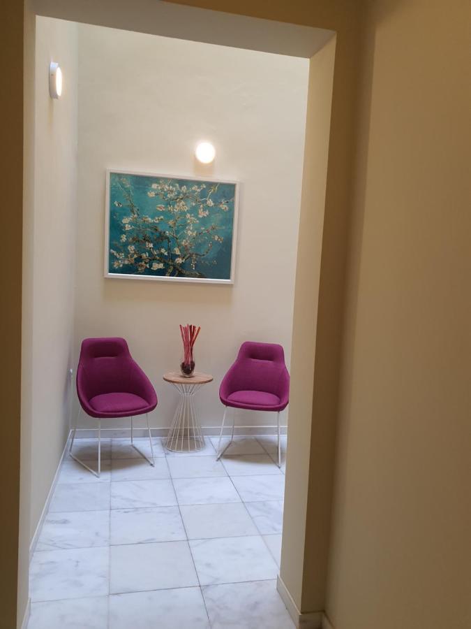 Casa Sevillana Centro Homestay